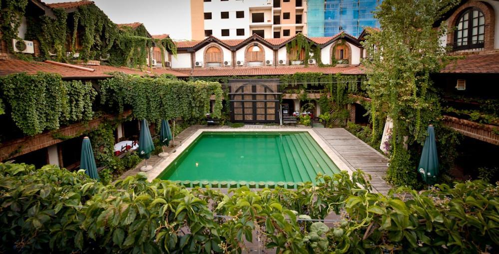 Hotel Restaurant Bujtina E Gjelit Tiranë Ngoại thất bức ảnh