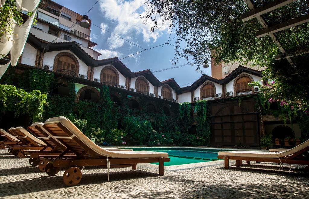 Hotel Restaurant Bujtina E Gjelit Tiranë Ngoại thất bức ảnh