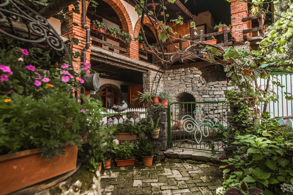Hotel Restaurant Bujtina E Gjelit Tiranë Ngoại thất bức ảnh