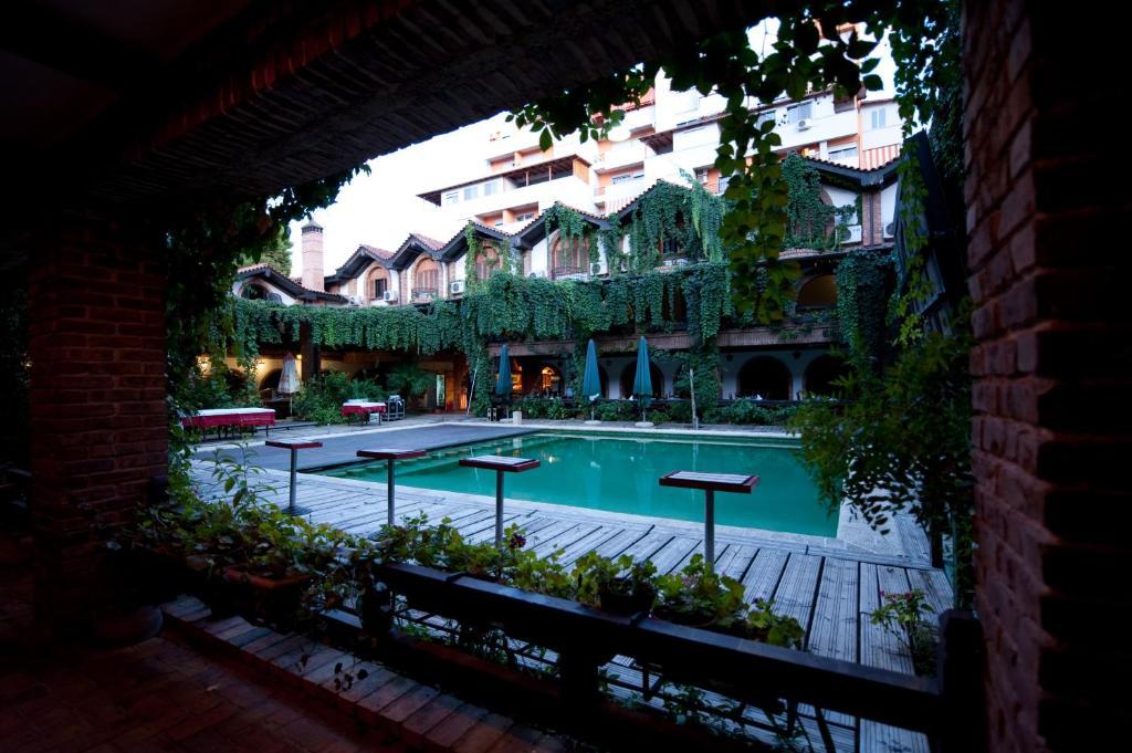 Hotel Restaurant Bujtina E Gjelit Tiranë Ngoại thất bức ảnh